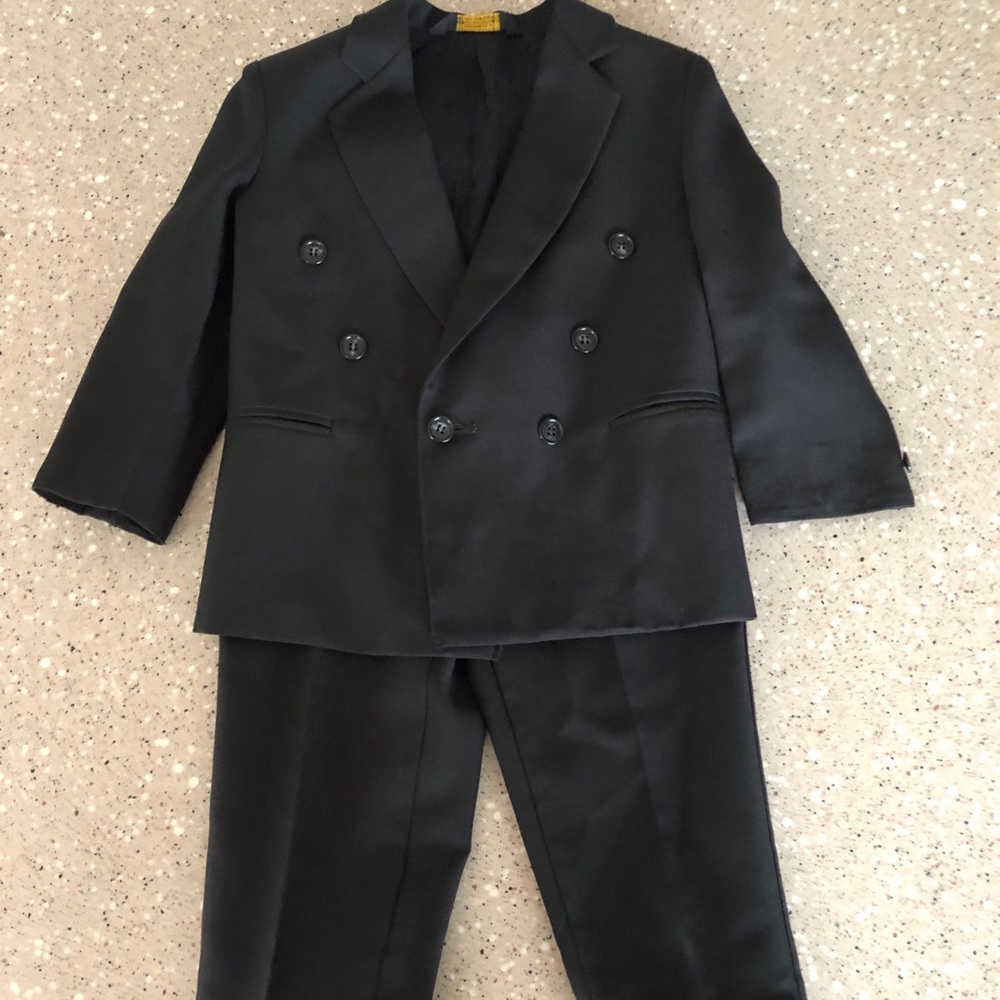 Size 5t. Black blazer and pant set